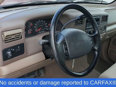 Used 2001 Ford F250 Lariat image 2