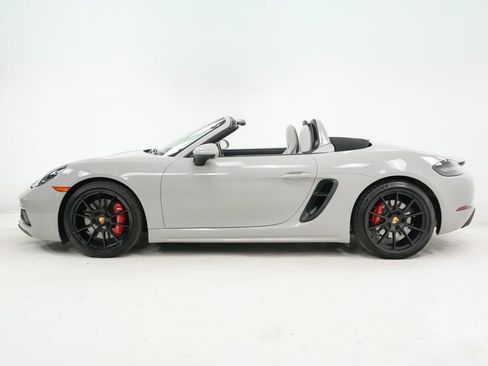 Used 2024 Porsche 718 Boxster GTS RWD image 2