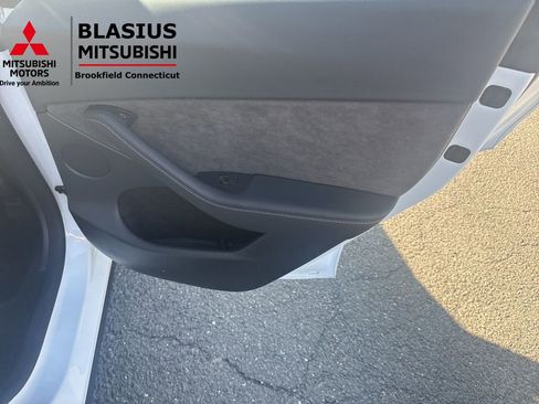 Used 2024 Tesla Model Y Long Range AWD/4WD image 20