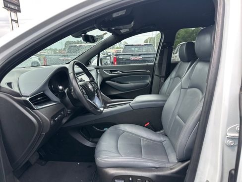 Certified 2024 Buick Enclave Premium image 19