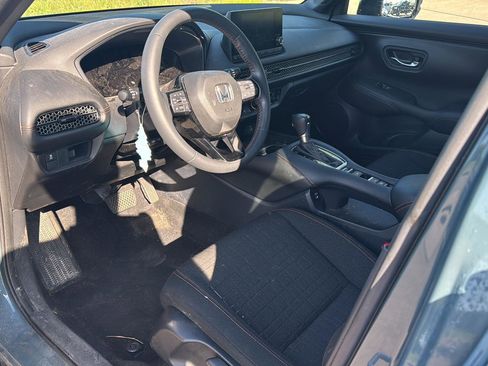 Used 2024 Honda HR-V Sport image 10