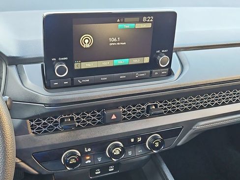 Used 2025 Honda Accord LX image 19