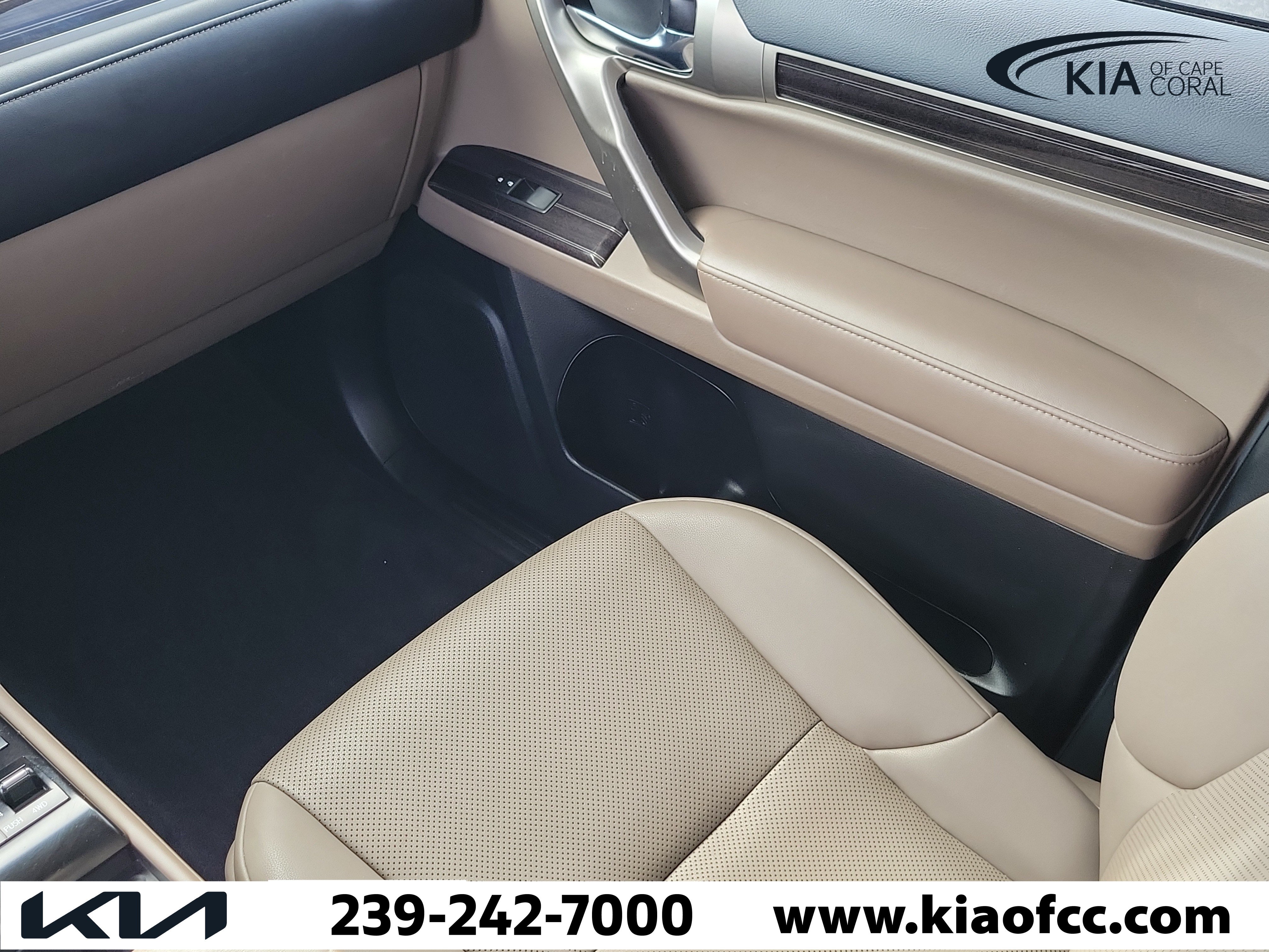 Used 2021 Lexus GX 460 Premium w/ Premium Package AWD/4WD image 18
