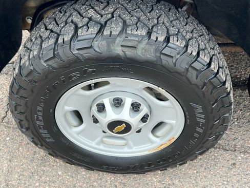 Used 2020 Chevrolet Silverado 2500 W/T w/ WT Convenience Package image 9