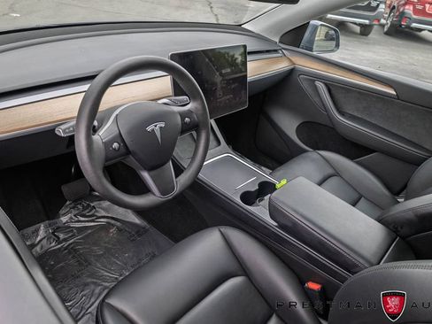 Used 2023 Tesla Model Y Long Range AWD/4WD image 19