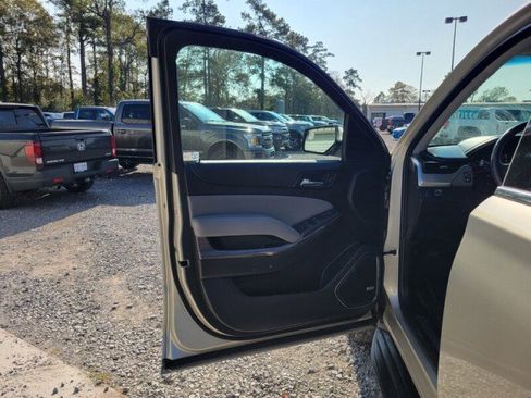 Used 2016 Chevrolet Tahoe LT image 11