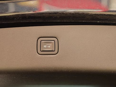 Used 2020 Chevrolet Blazer LT w/ Sound & Technology Package AWD/4WD image 41