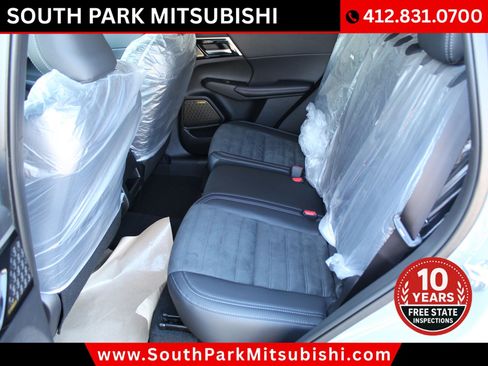 New 2026 Mitsubishi Outlander SE AWD/4WD image 15