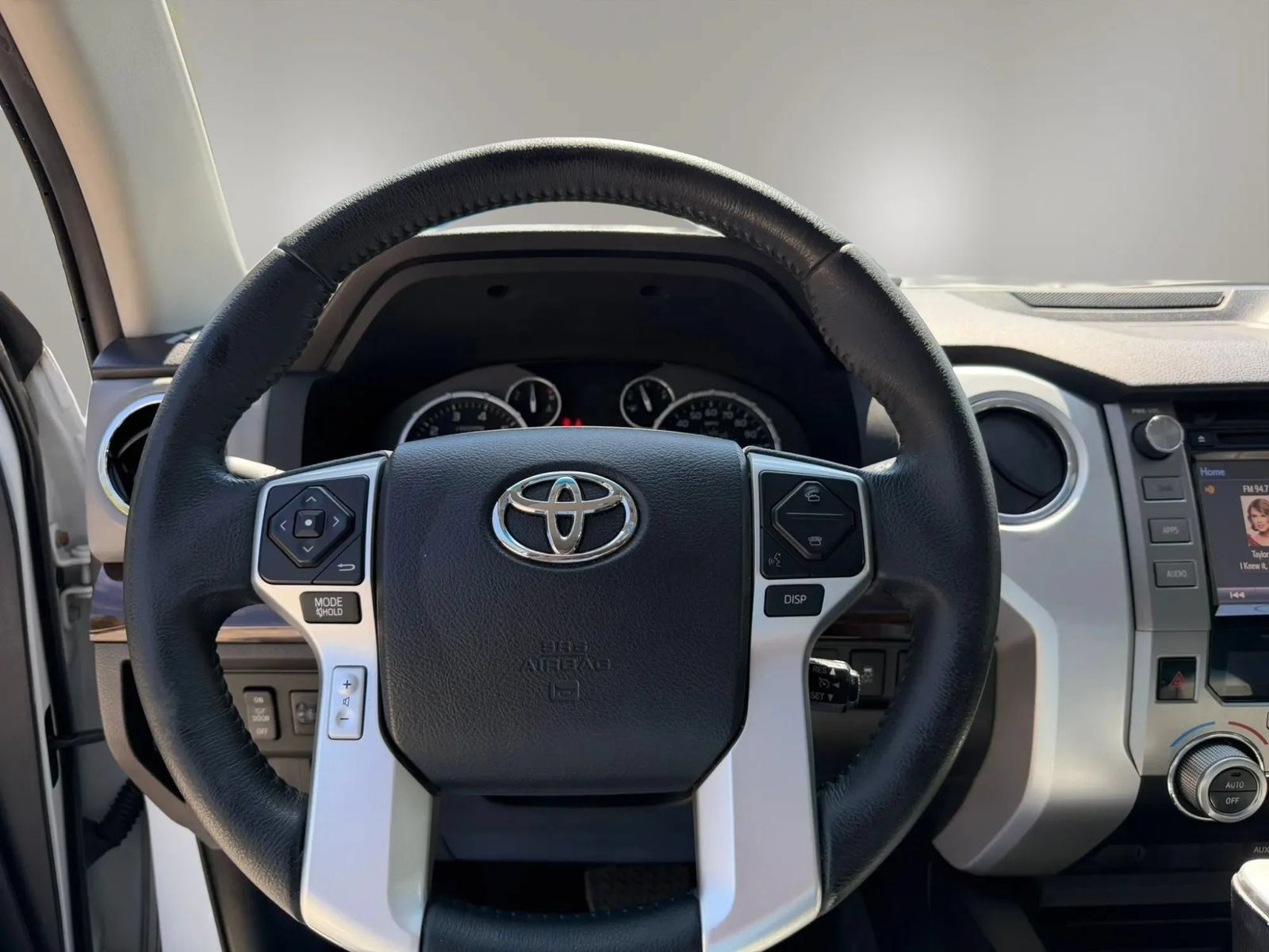 Used 2015 Toyota Tundra Limited RWD image 20