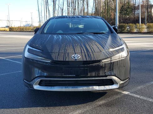 New 2026 Toyota Prius Plug-In Hybrid image 2