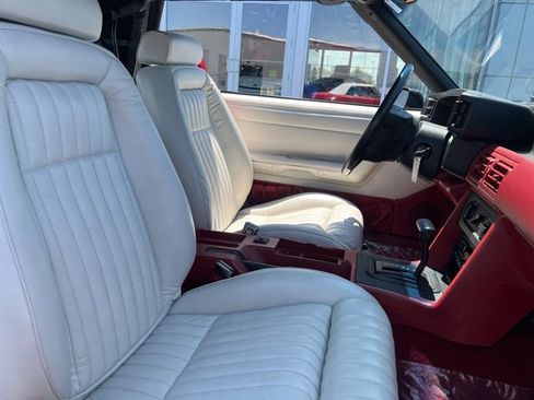 Used 1991 Ford Mustang GT image 32