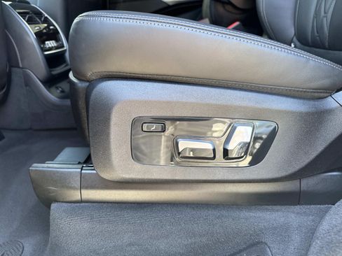 Certified 2024 BMW X7 xDrive40i w/ Executive Package AWD/4WD image 13