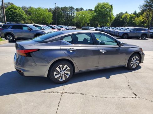 Certified 2025 Nissan Altima 2.5 S image 4