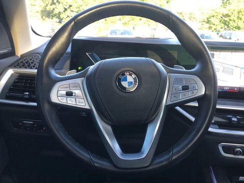 Used 2023 BMW X7 xDrive40i w/ Premium Package AWD/4WD image 24