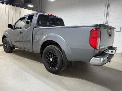 Used 2019 Nissan Frontier SV w/ Value Truck Package image 5