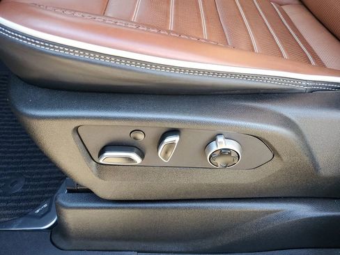 Certified 2024 GMC Yukon XL Denali Ultimate image 8