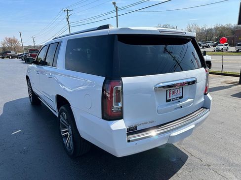 Used 2019 GMC Yukon XL Denali w/ Denali Ultimate Package image 2
