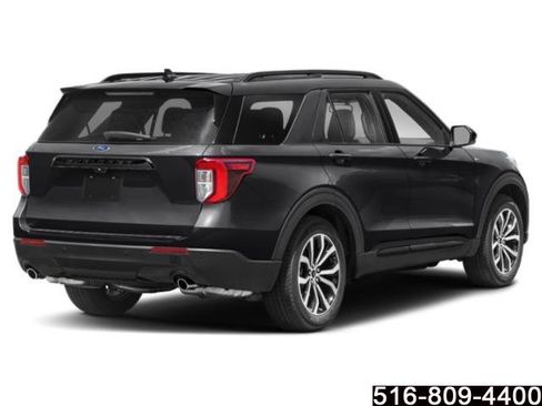 Used 2023 Ford Explorer ST-Line w/ Class IV Trailer Tow Package image 2