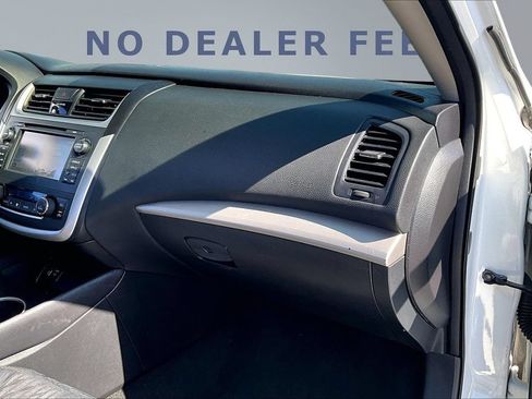 Used 2016 Nissan Altima 2.5 SV w/ Convenience Package FWD image 26