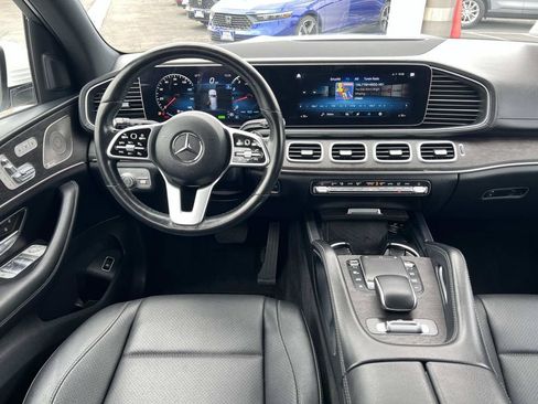 Used 2021 Mercedes-Benz GLS 450 4MATIC image 7