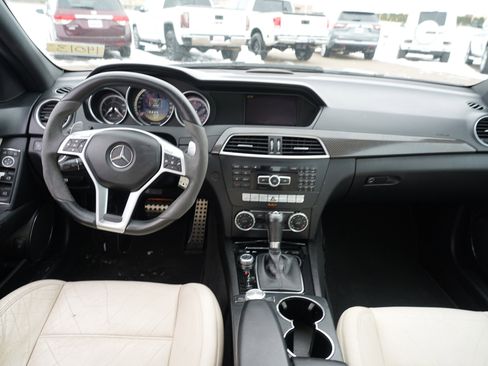 Used 2012 Mercedes-Benz C 63 AMG Sedan image 23