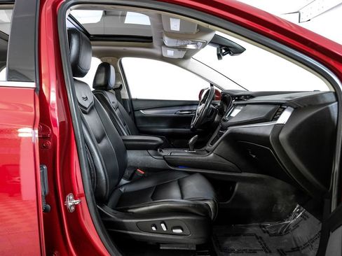 Used 2019 Cadillac XT5 Premium Luxury image 31