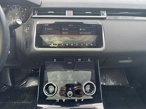 Used 2019 Land Rover Range Rover Velar S image 13
