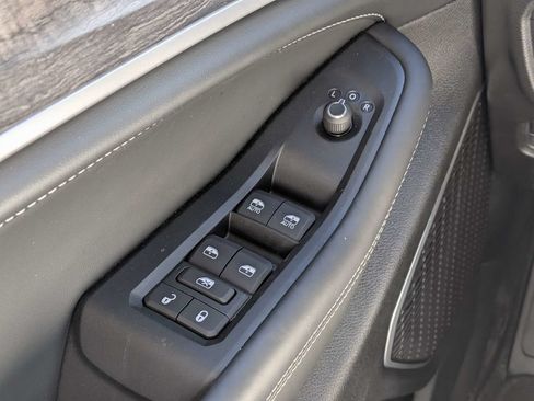 Used 2026 Jeep Grand Cherokee Limited AWD/4WD image 21