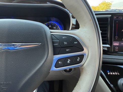 Used 2021 Chrysler Pacifica Limited w/ Premium & Safety Sphere Group AWD/4WD image 32