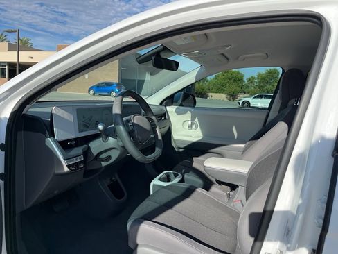 Used 2024 Hyundai Ioniq 5 SEL RWD image 12