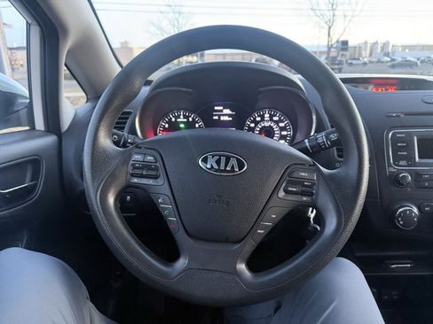 Used 2016 Kia Forte LX w/ LX Popular Plus Package image 13