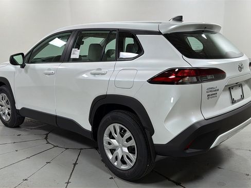 New 2026 Toyota Corolla Cross L image 7