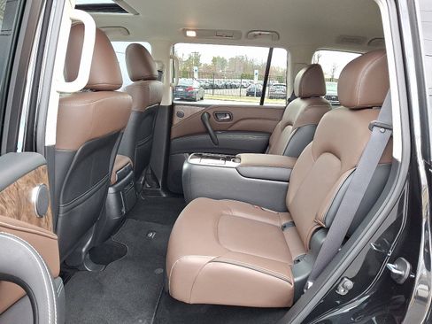 Certified 2024 INFINITI QX80 Premium Select w/ Cargo Package image 11