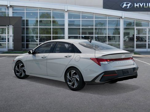 New 2026 Hyundai Elantra SEL Sport Premium image 5