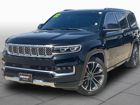 Used 2022 Jeep Grand Wagoneer Series III w/ Flexible Seating Group AWD/4WD image 3