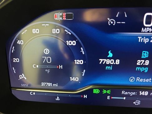 Used 2024 Chevrolet Silverado 1500 LT w/ Protection Package AWD/4WD image 17