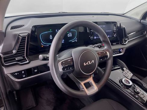 Used 2024 Kia Sportage LX image 10