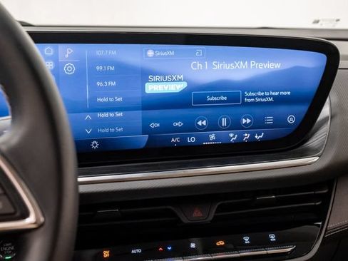 Used 2024 Buick Envision Preferred AWD/4WD image 17
