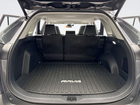 Used 2023 Toyota RAV4 XLE Premium AWD/4WD image 23