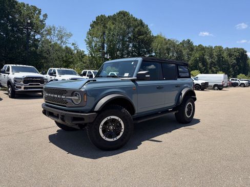 Used 2021 Ford Bronco Badlands AWD/4WD image 2