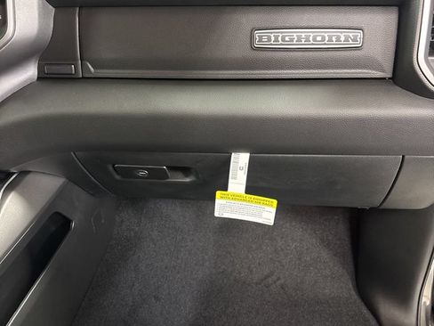 New 2026 RAM 1500 4x4 Crew Cab image 23