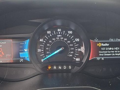 Used 2019 Ford Edge Titanium FWD image 9