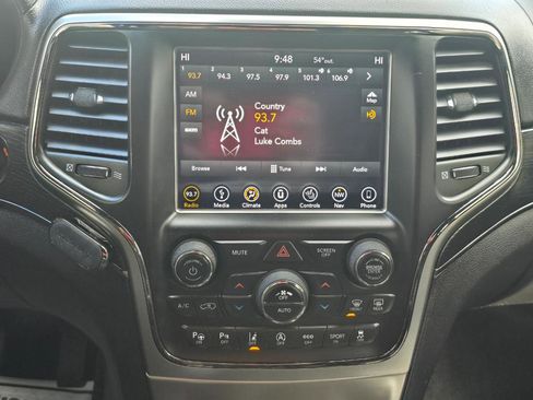Used 2018 Jeep Grand Cherokee High Altitude image 9
