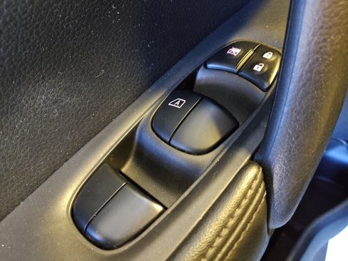 Used 2020 Nissan Rogue S w/ Special Edition Package image 27