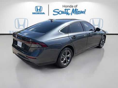 Used 2023 Honda Accord EX image 7