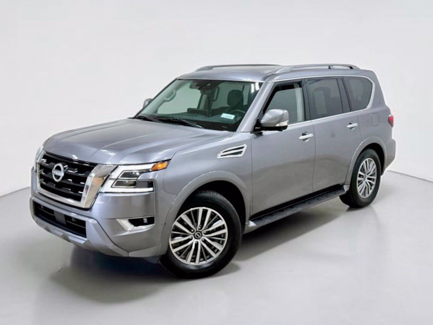 Used 2023 Nissan Armada SL RWD image 2