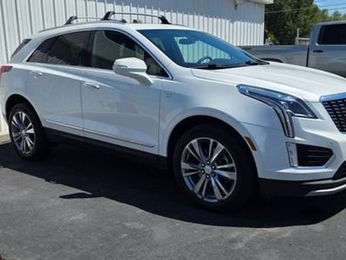 Used 2025 Cadillac XT5 Premium Luxury AWD/4WD image 1