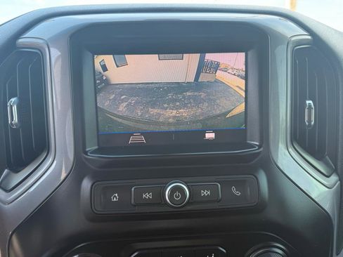 Used 2020 Chevrolet Silverado 1500 Custom w/ Custom Value Package AWD/4WD image 20