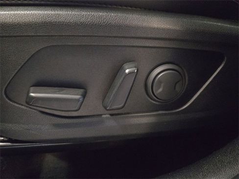 Used 2022 Kia Sorento X-Line EX image 12