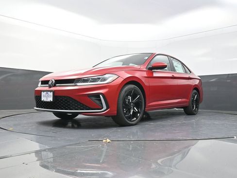 New 2026 Volkswagen Jetta SE FWD image 23